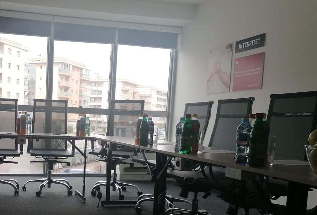 IMG-03